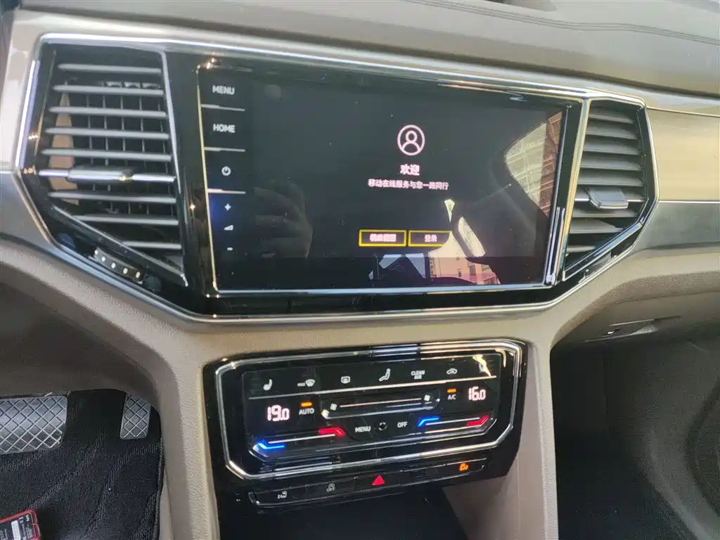 Volkswagen Viloran 2020 380TSI Premium фото 5