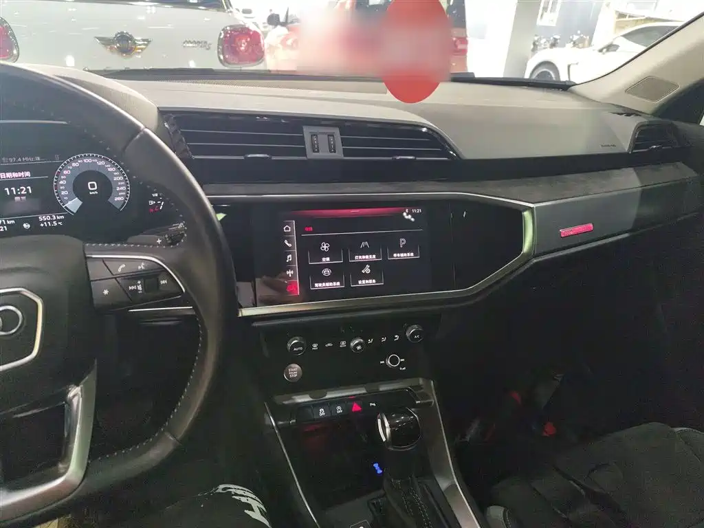 Audi Q3 2019 40 TFSI Fashion Dynamic фото 6