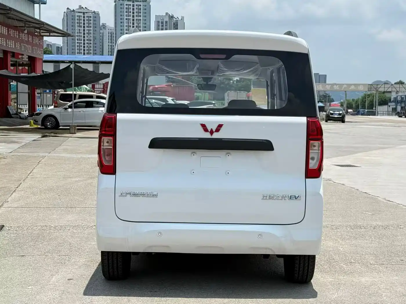 Wuling Motors Wuling Zhiguang NEV 2026 2025 Model 305km Base Version