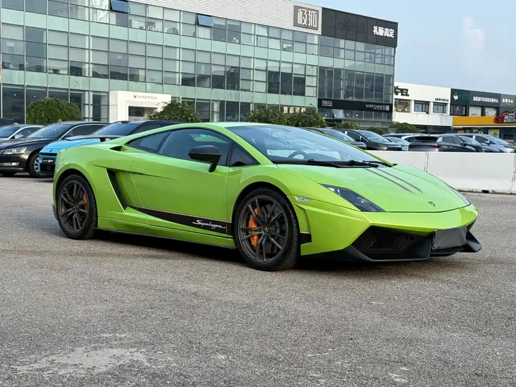 Lamborghini Gallardo 2013 2012 LP 570-4 Super Trofeo Stradale