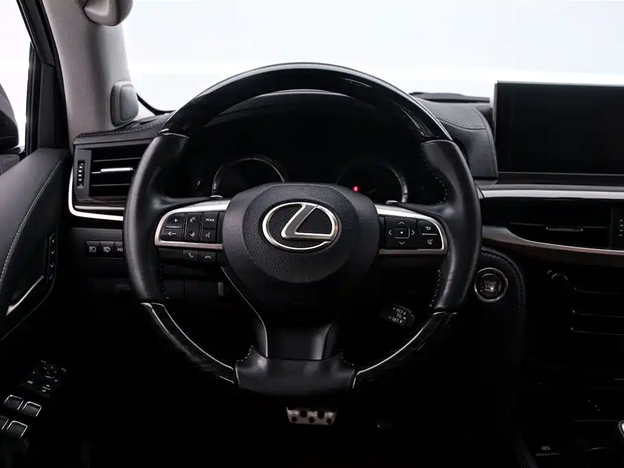 Lexus LX 2019 570 Dynamic Luxury Edition фото 7