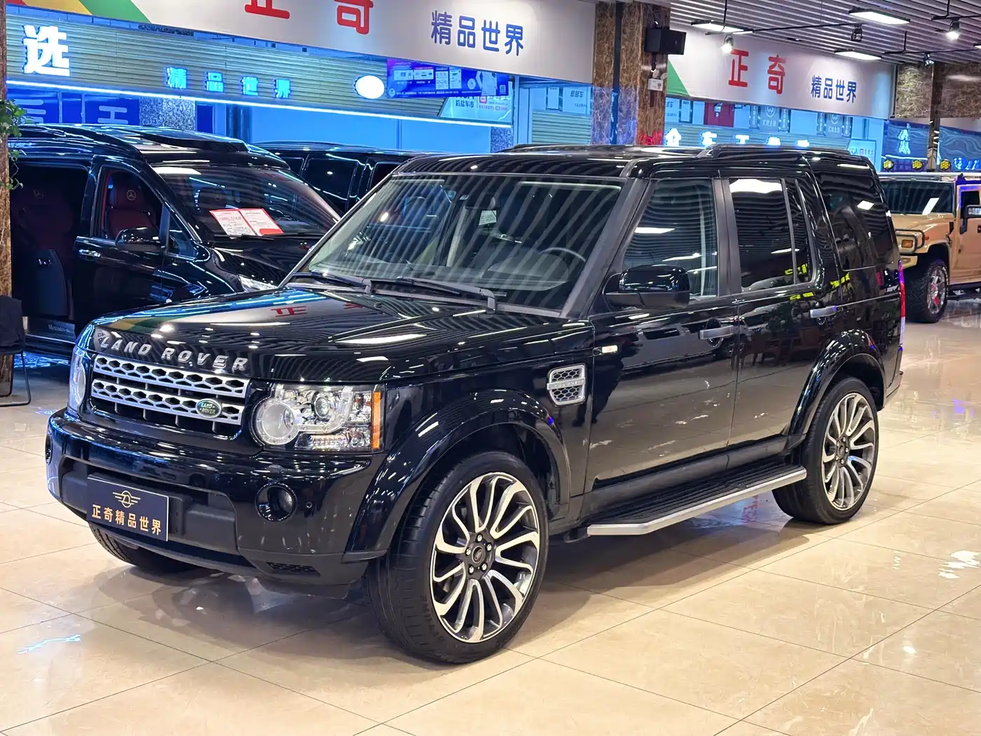 Land Rover Discovery 2010 4.0 V6 HSE Petrol фото 3