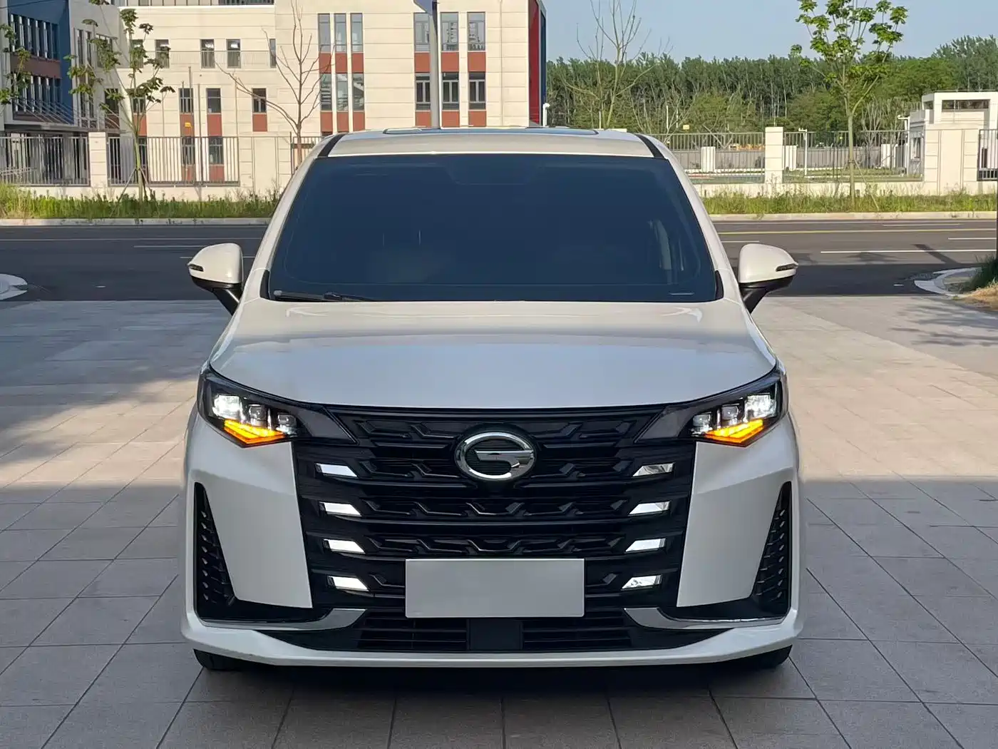 GAC Trumpchi Trumpchi M6 2023 PRO 270T DCT Luxury Edition фото 2