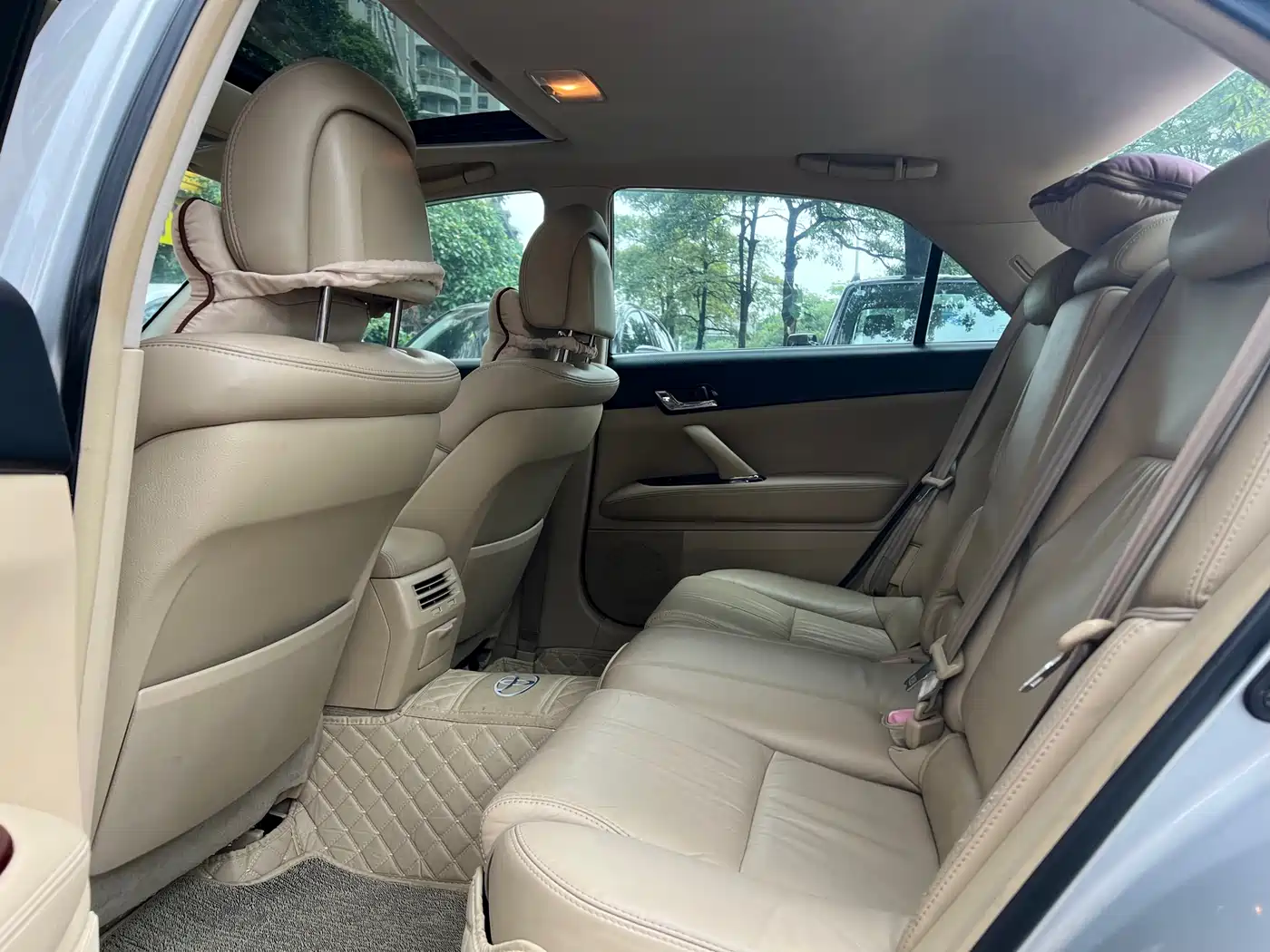 Toyota Reiz 2008 2.5S Special Commemorative Edition фото 4