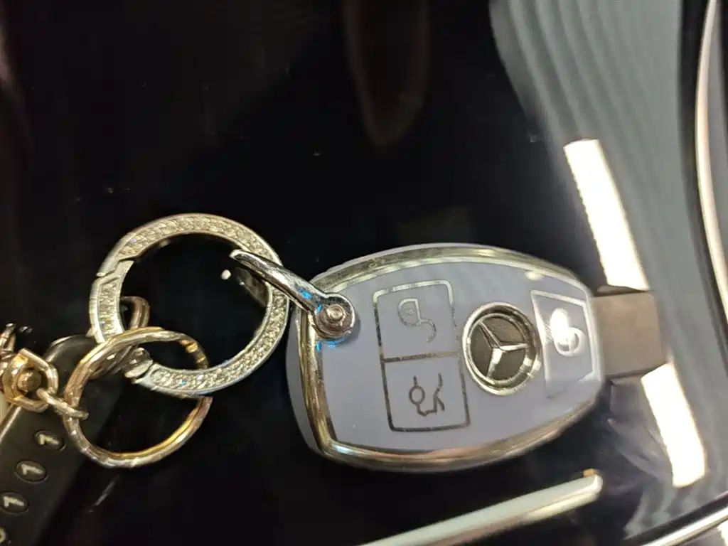 Mercedes-Benz GLC 2019 Model GLC 200 L 4MATIC фото 9