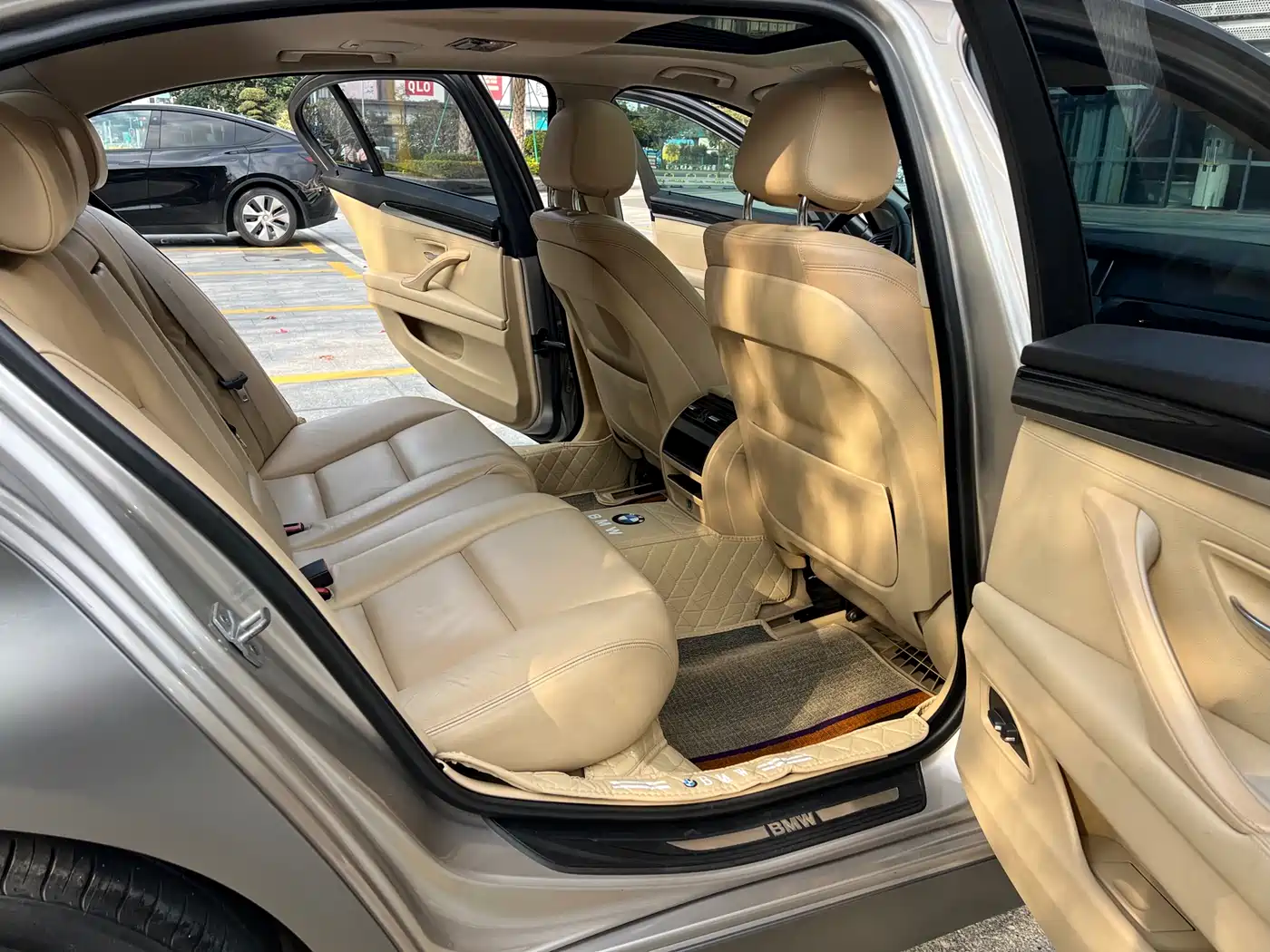 BMW 5 Series 2014 520Li Elegance фото 11