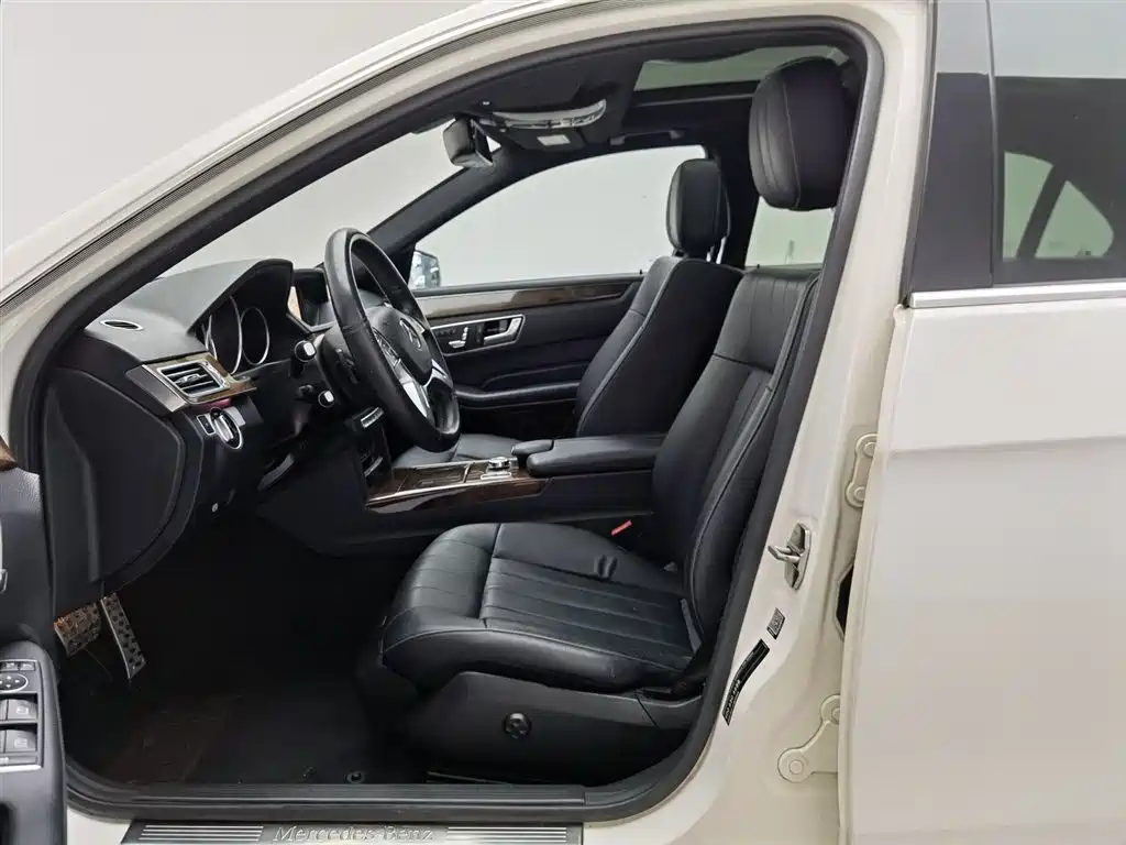Mercedes-Benz E-Class 2015 E 260 L фото 10
