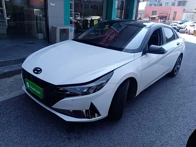  Hyundai Elantra 2022 1.5L CVT LUX Premium Edition