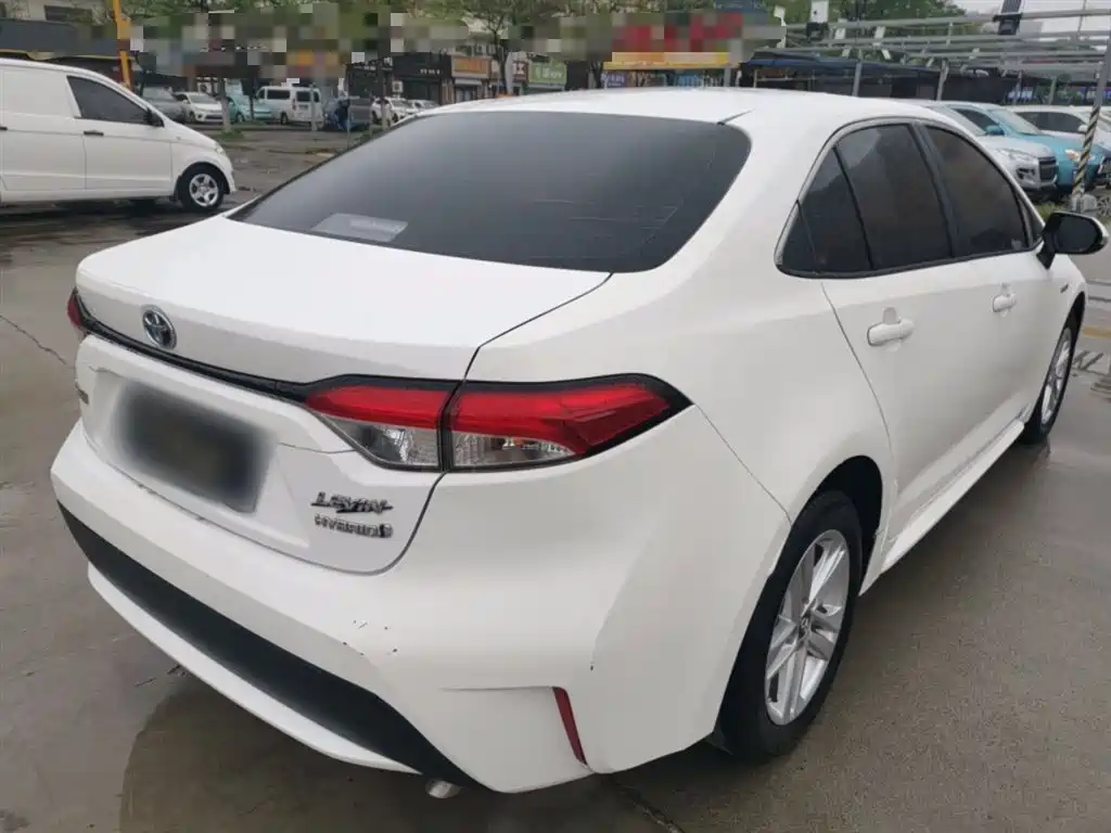 Toyota Levin 2022 Dual Engine 1.8H E-CVT Leading Edition фото 7