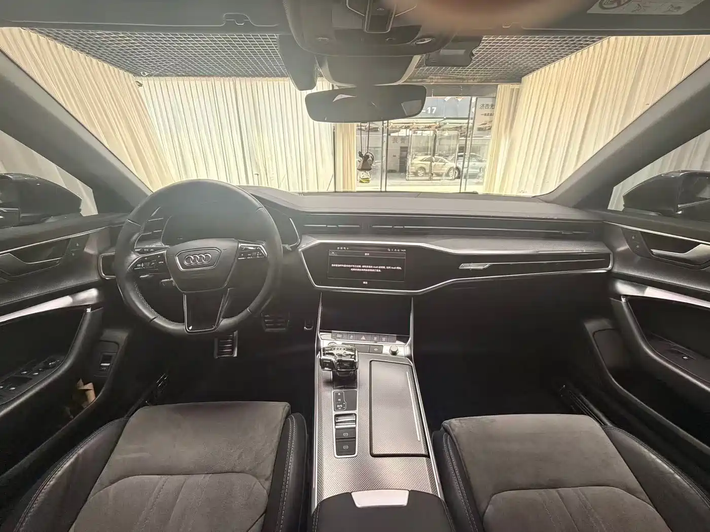 Audi A6L 2021 40 TFSI Luxury Elegance фото 5