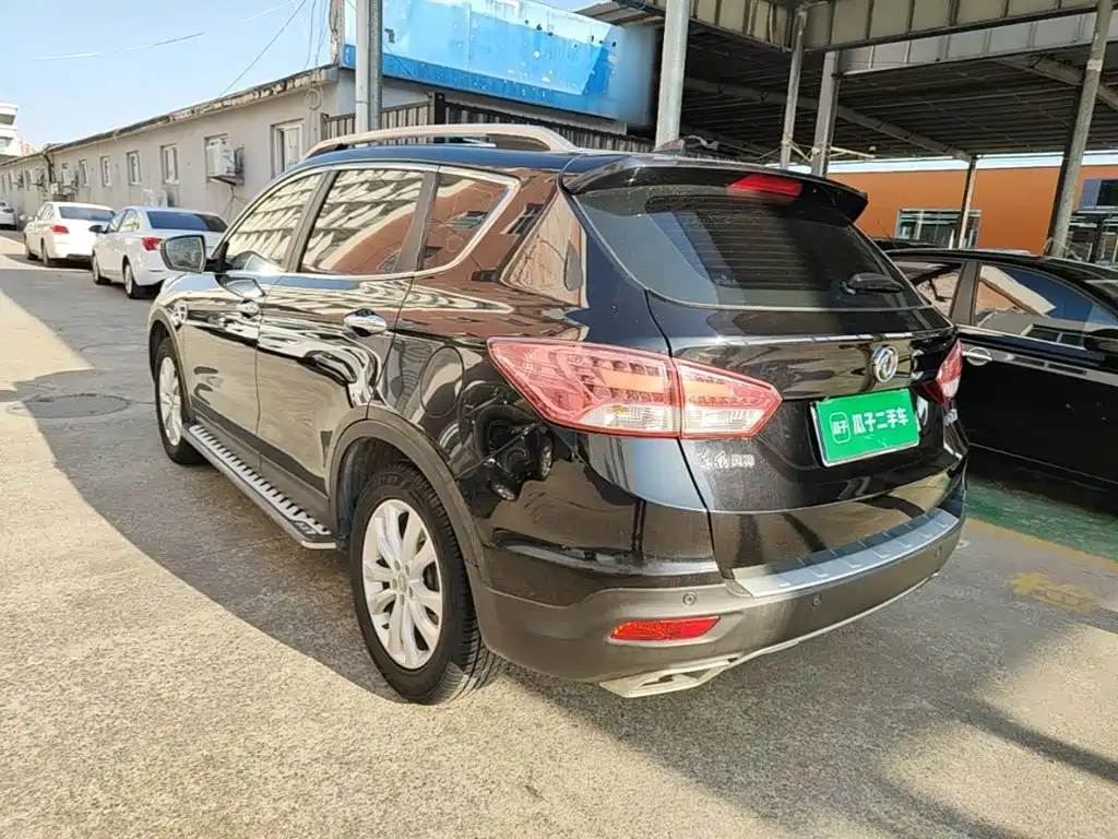 Dongfeng Aeolus Dongfeng Fengshen AX7 2015 2015 2.0L Manual Zhiyi Edition