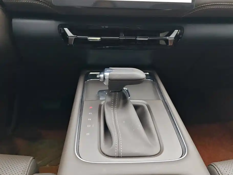 Wuling Motors Starlight 560 2026 2025 Model Gasoline Version 5-seater