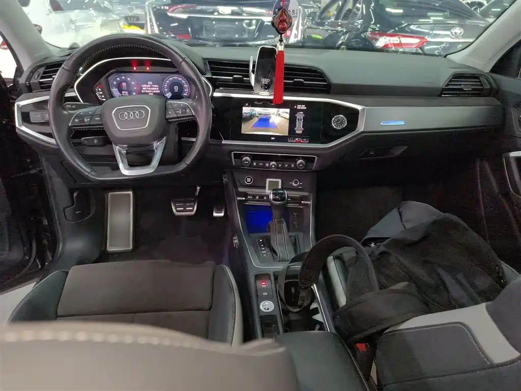 Audi Q3 2021 40 TFSI Fashion Sport фото 10