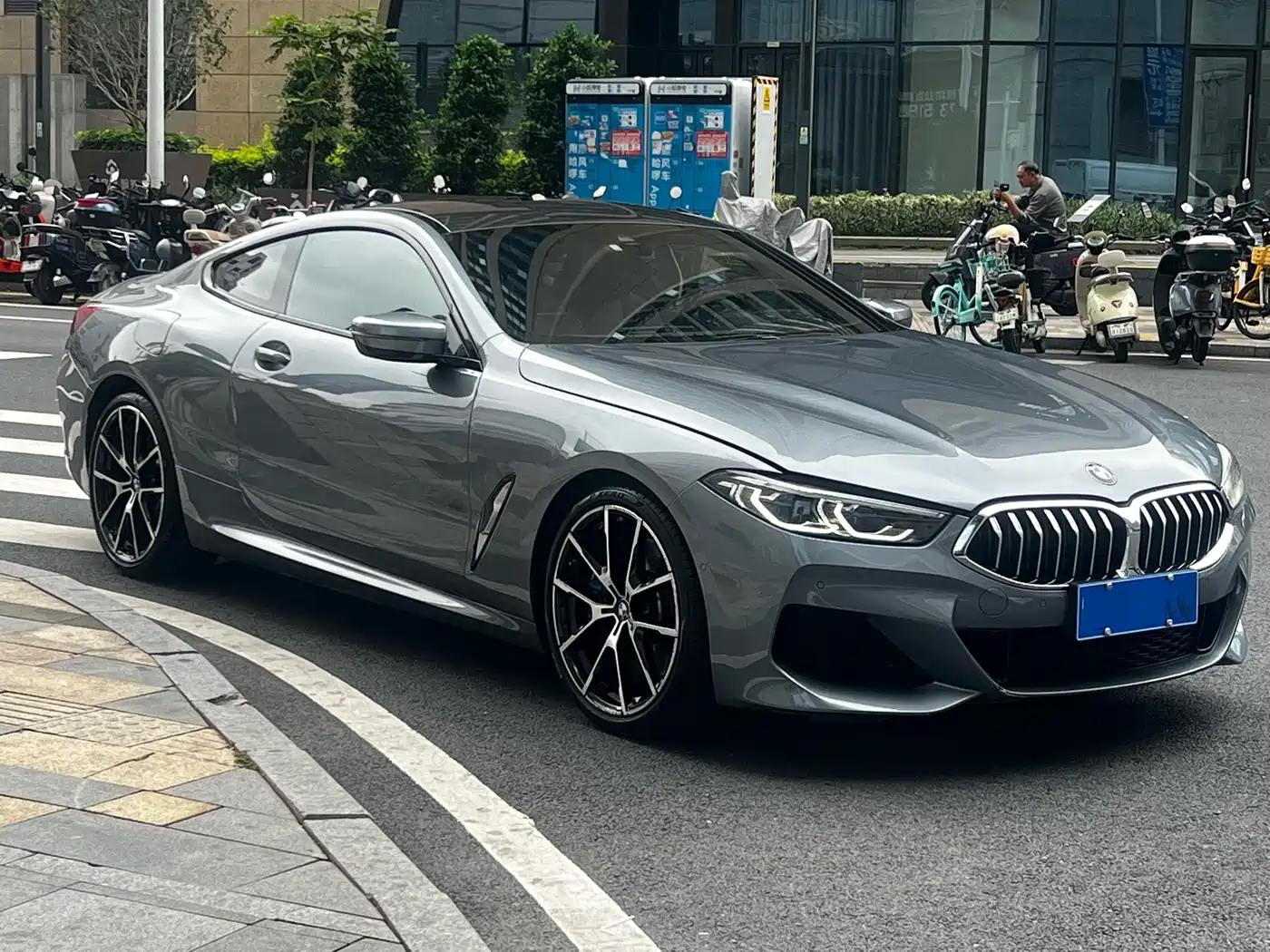 BMW 8 Series 2021 840i 2-door Coupe M Sport Package фото 3