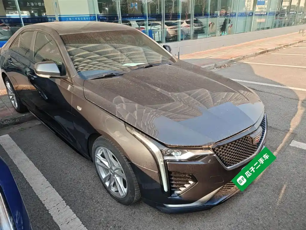 CADILLAC CT4