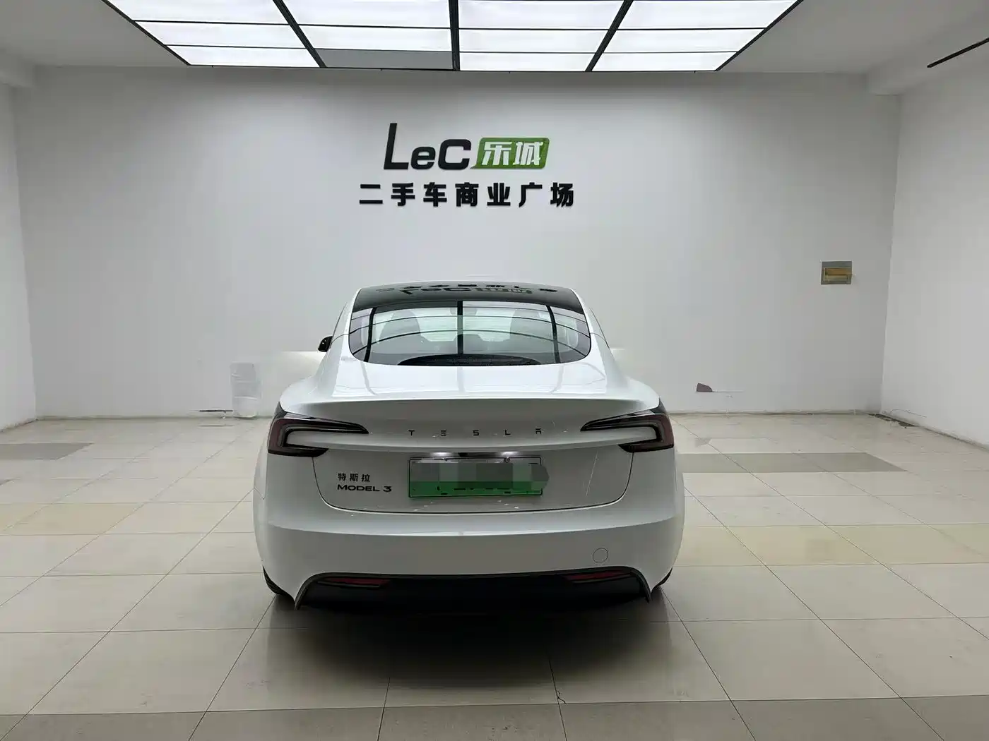 Tesla Model 3 2025 Model Rear-Wheel Drive Edition фото 14