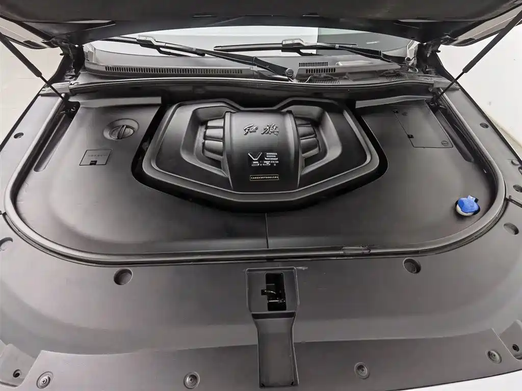 Hongqi HS7 2019 3.0T Automatic 4WD Smart Connection Flag Enjoy Edition фото 6