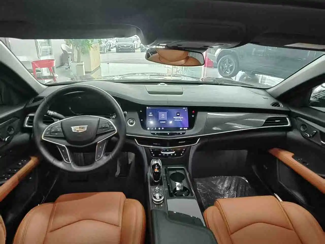 Фото 11 - Cadillac CT6