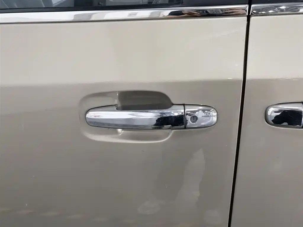 SAIC Maxus Maxus G10 2018 PLUS 2.0T Automatic Elite Edition фото 18