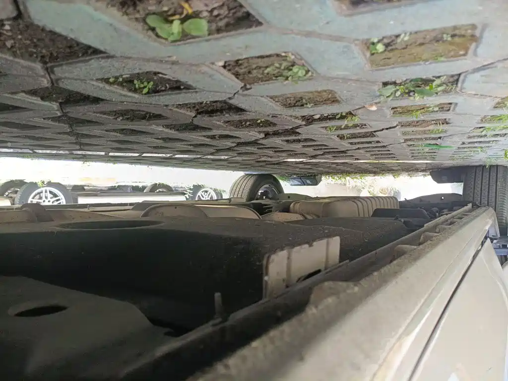 Photo 18 - Buick GL8