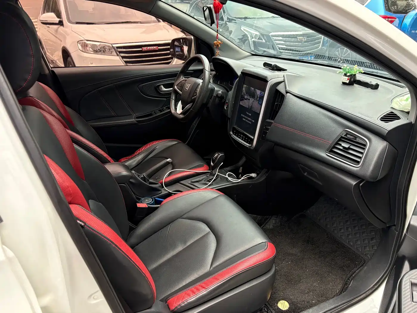 Luxgen U5 SUV 2018 2017 1.6L CVT Jazz Edition