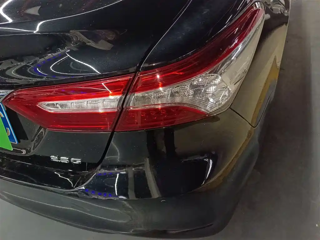 Toyota Camry 2018 2.5G Luxury Edition фото 24