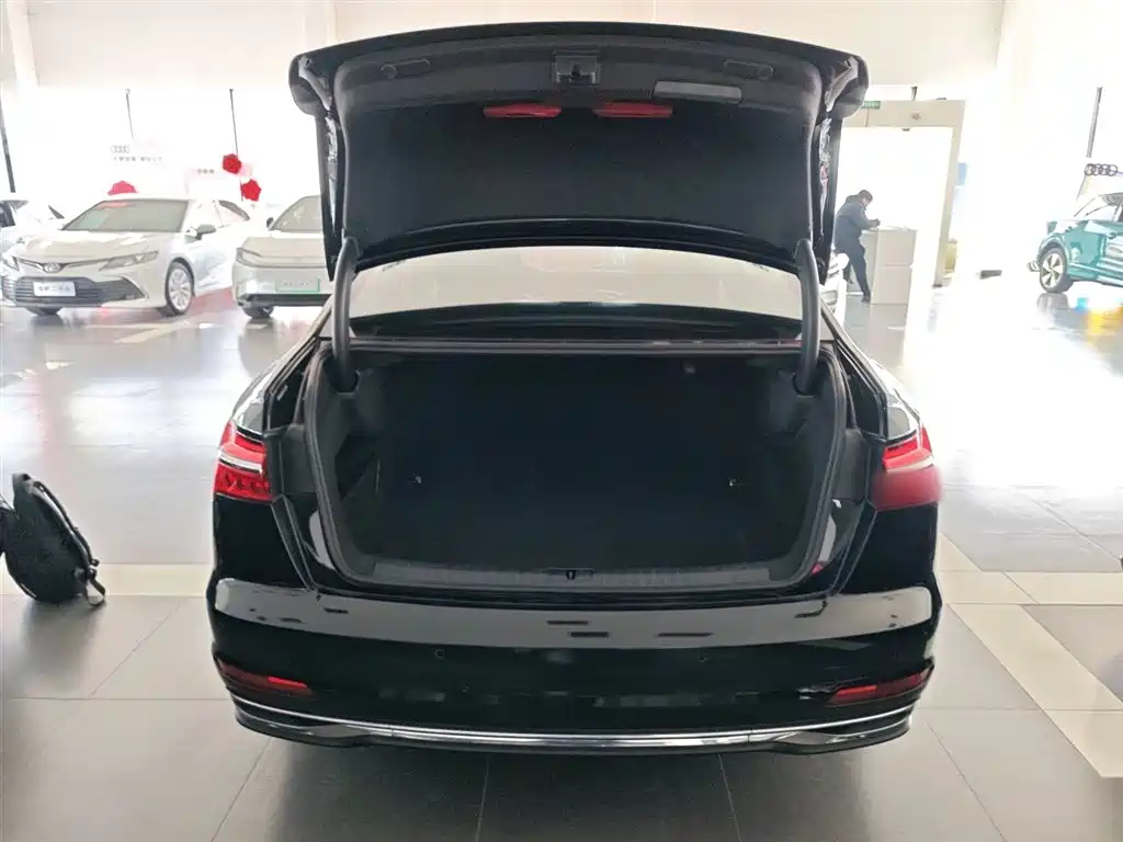 Audi A6L 2023 Facelift 40 TFSI Luxury Elegance фото 15