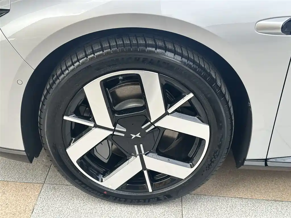 XPeng P7+ 2025 Extended Range фото 22