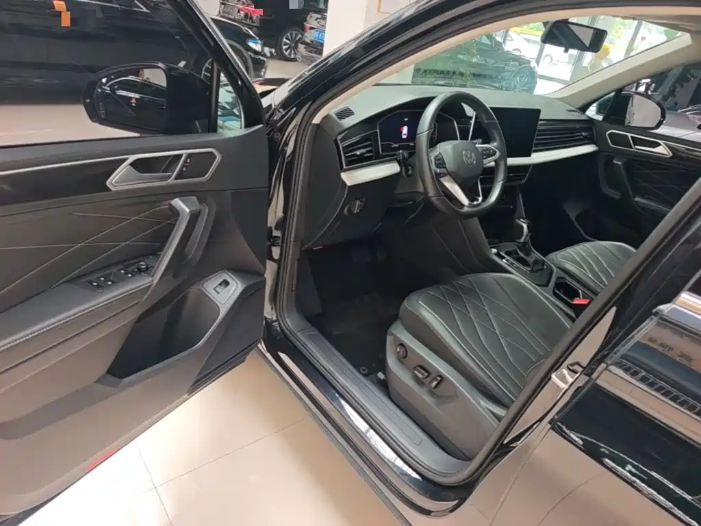 Volkswagen Tiguan, миниатюра 16