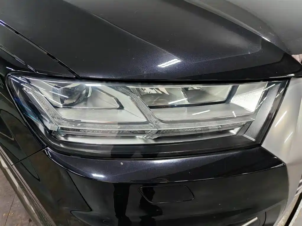 Audi Q7 2019 45 TFSI Comfort фото 14