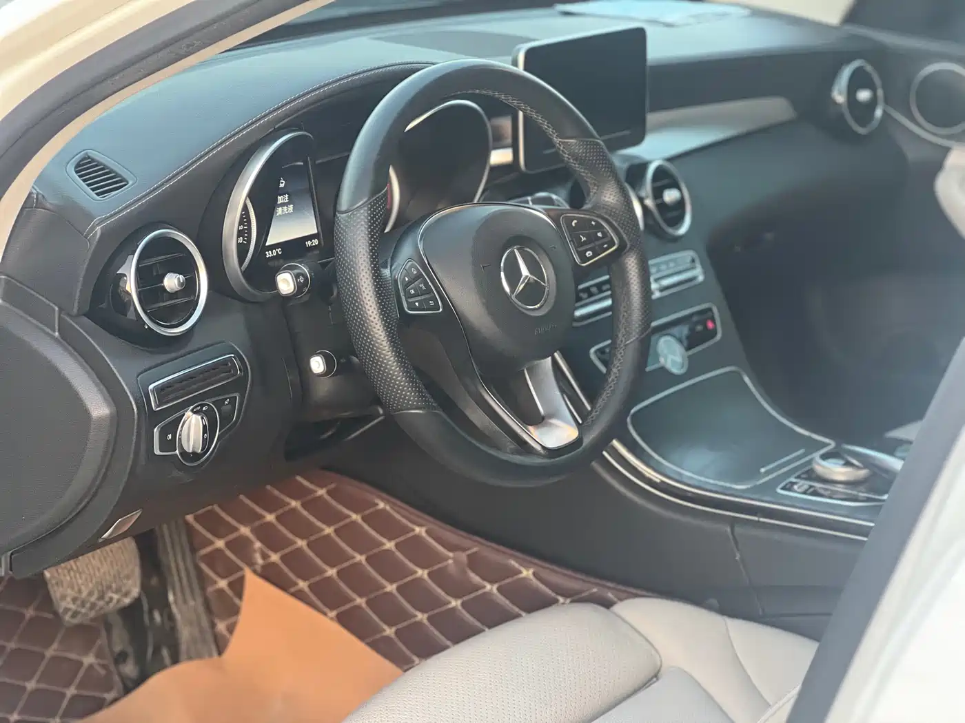 Mercedes-Benz C-Class 2016 C 200 L Sport фото 8