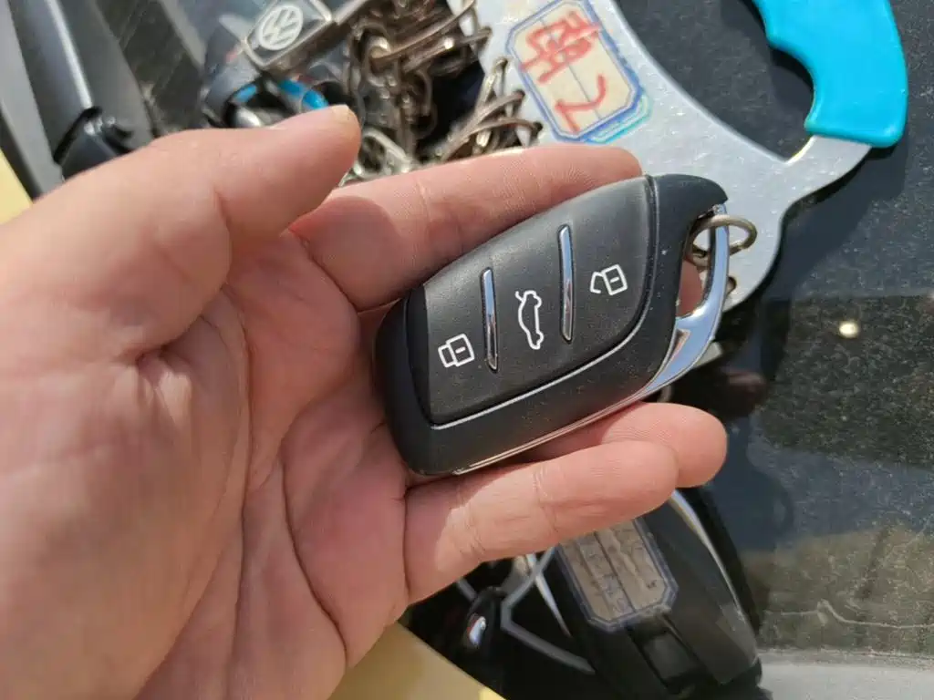 Фото 9 - Roewe D7