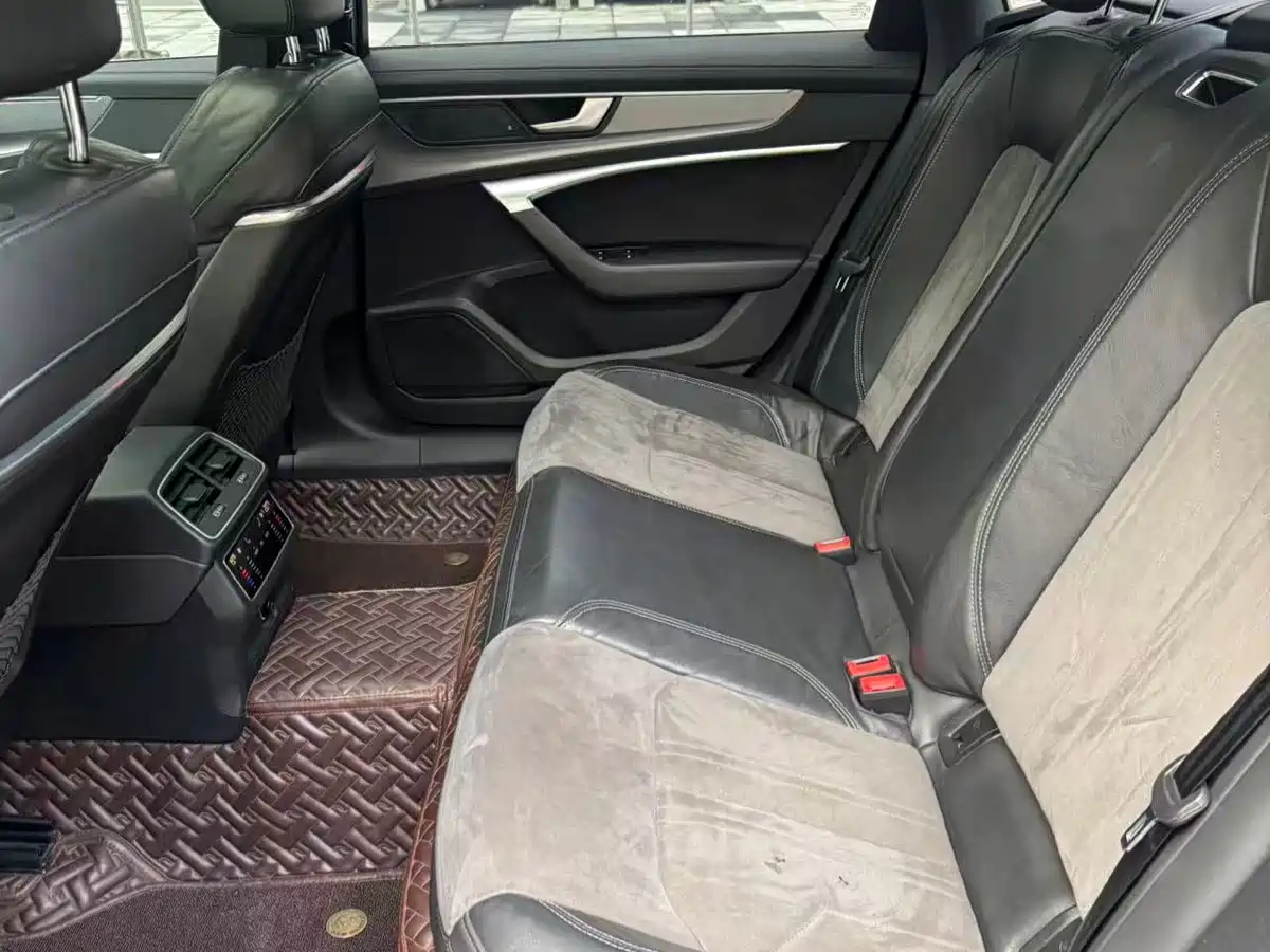 Audi A6L 2019 45 TFSI Premium Dynamic фото 9