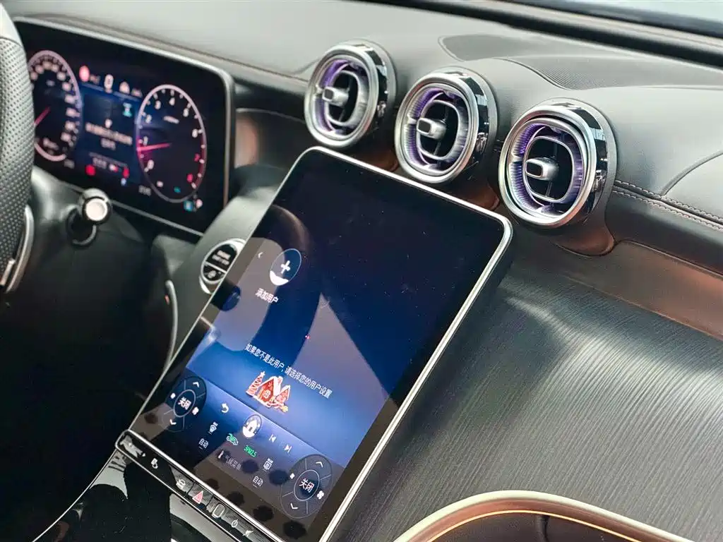 Mercedes-Benz GLC 2024 GLC 260 L 4MATIC Luxury 5-seater фото 10