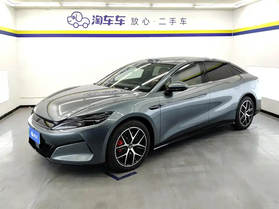 BYD Han L 2025