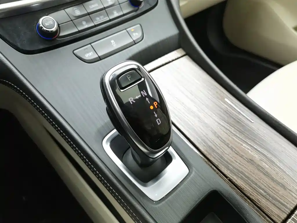 Buick LaCrosse 2019 28T Elite Edition фото 13