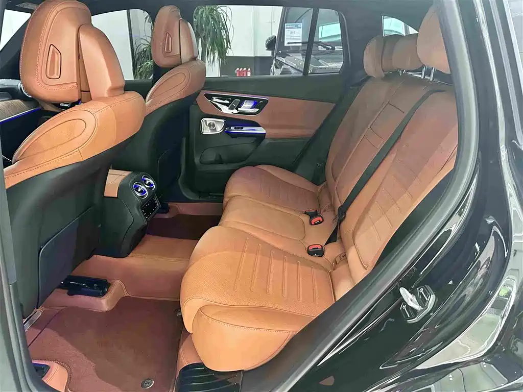 Mercedes-Benz GLC 2026 2026 GLC 300 L 4MATIC Sport 5-Seater