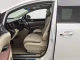 Фото 10 - Buick GL8