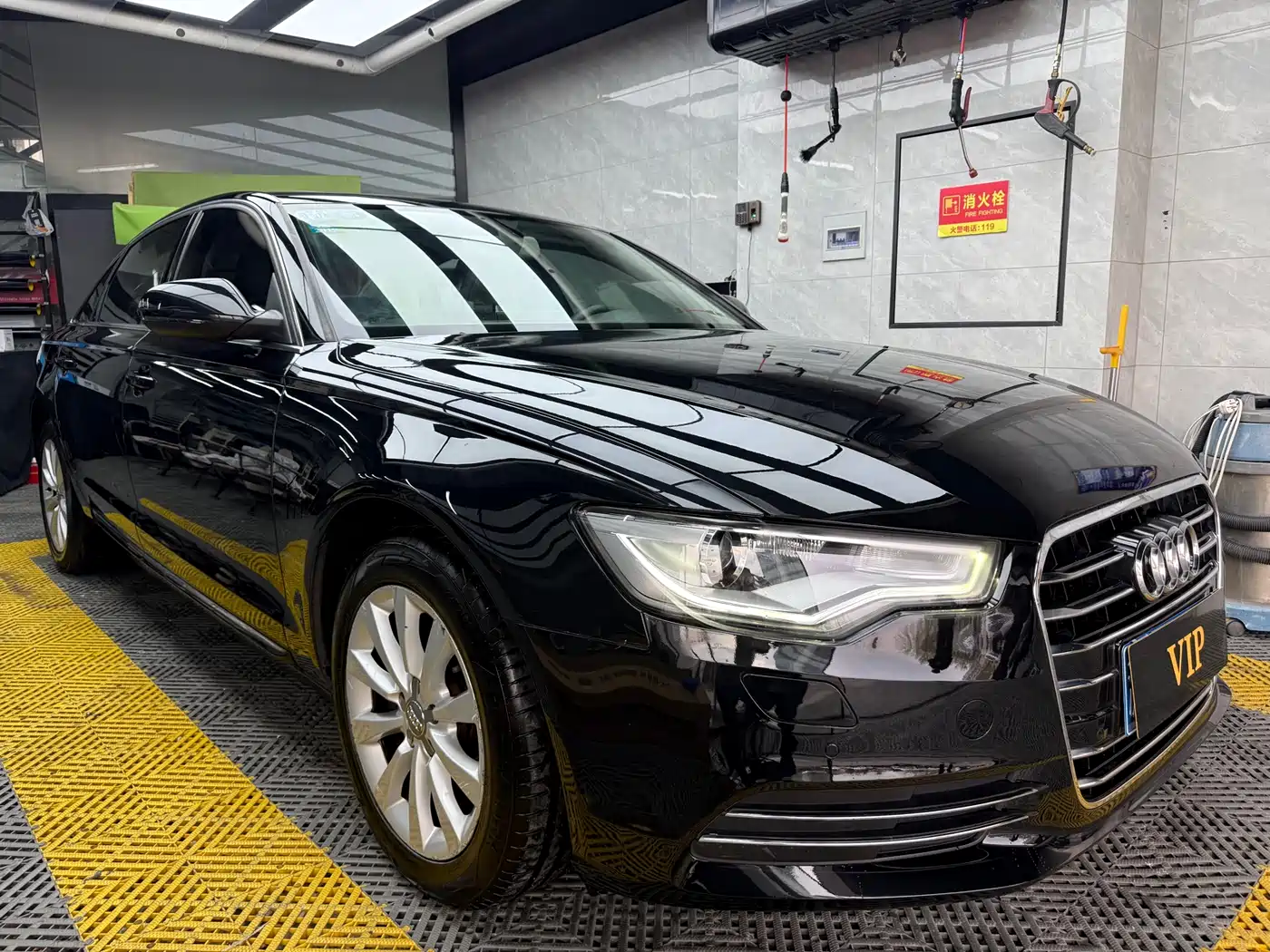 Audi A6L 2014 30 FSI Technology фото 3