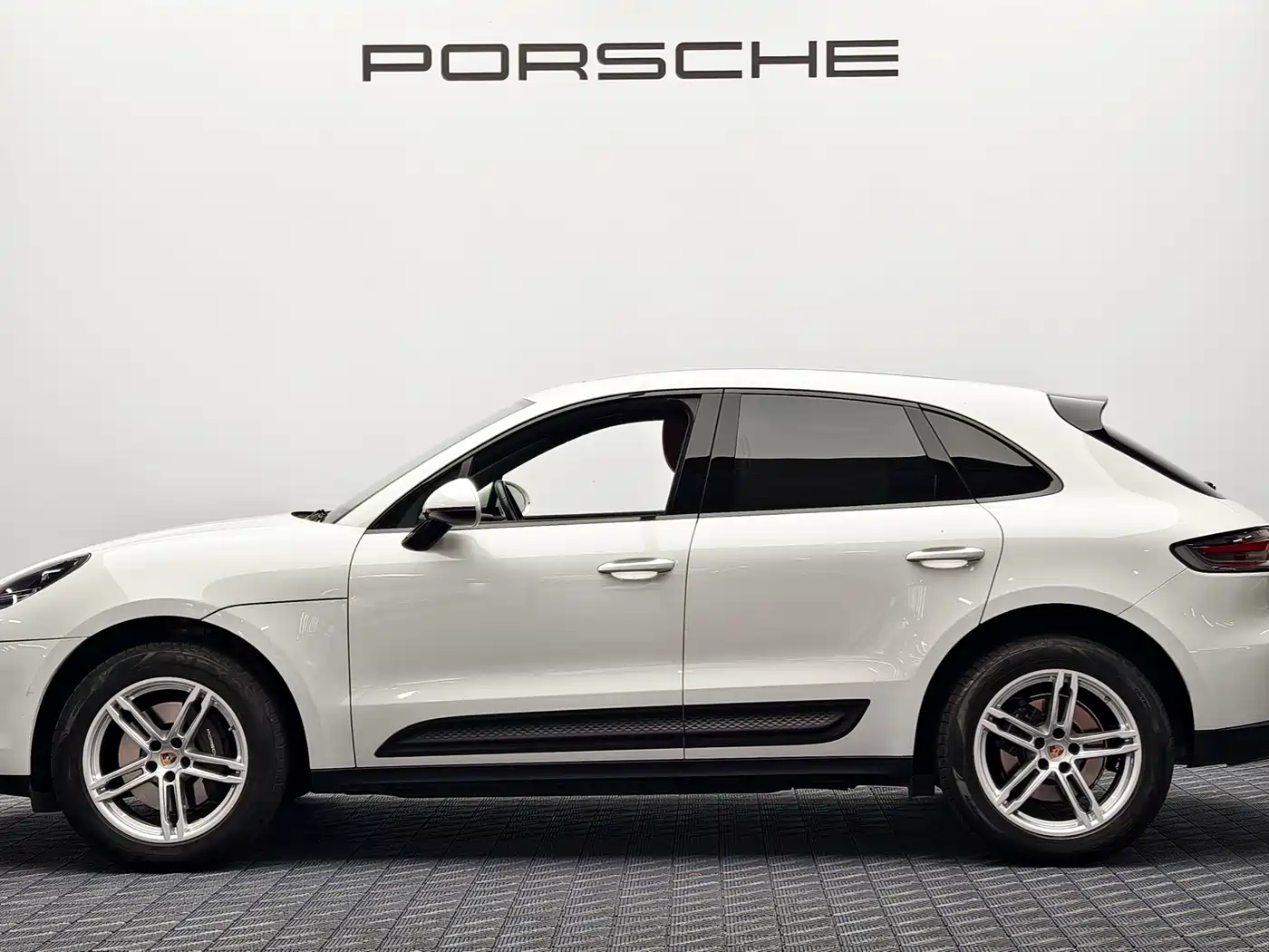Porsche Macan 2024 Macan 2.0T фото 6