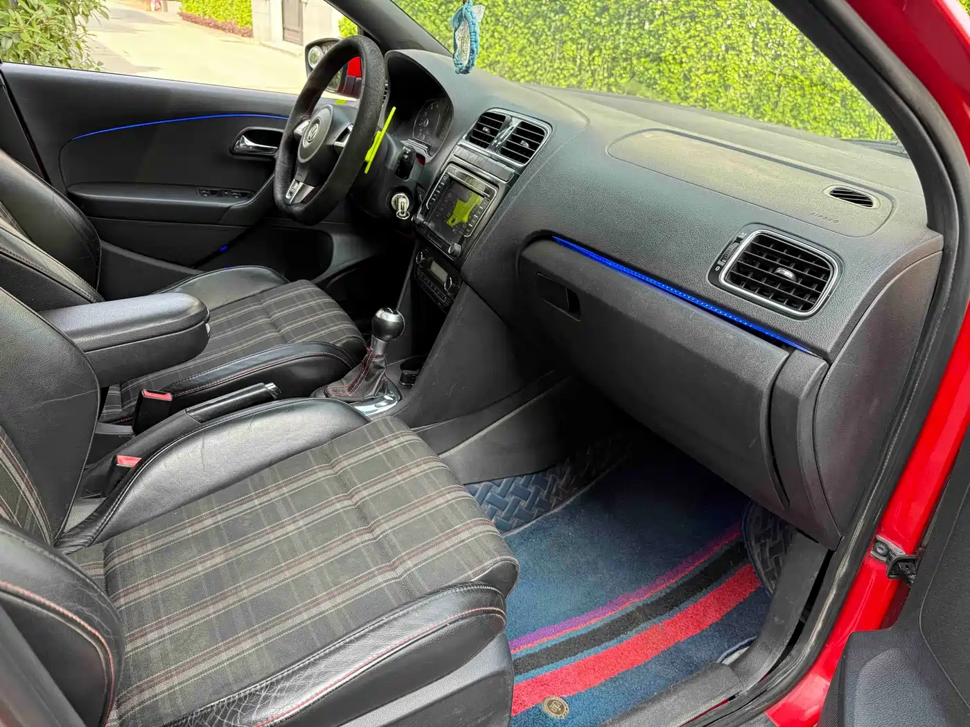 Volkswagen Polo 2012 1.4TSI GTI фото 4