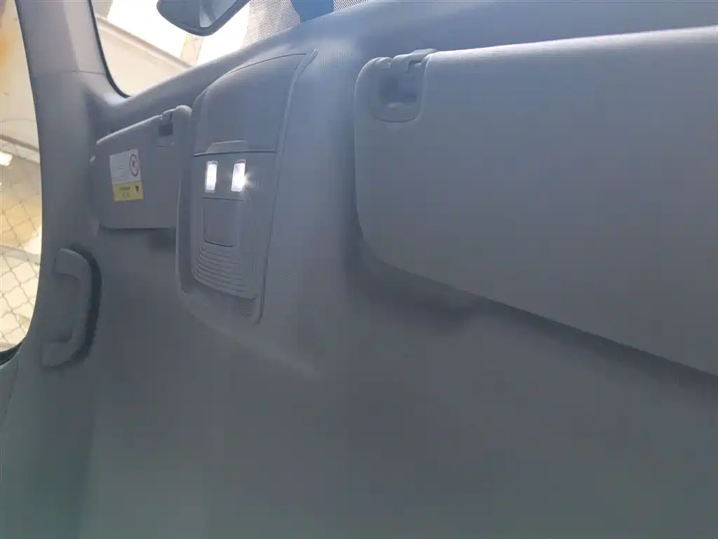 BYD Destroyer 05 2024 Glory Edition DM-i 55KM Luxury фото 14
