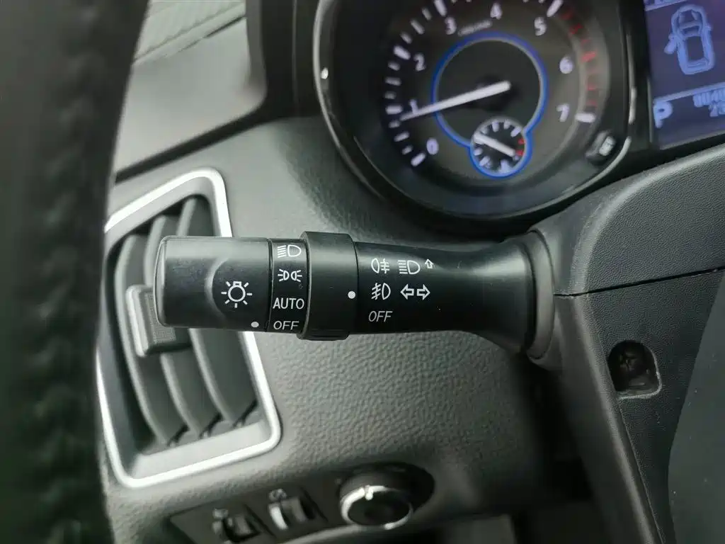 JIANGLING YUSHENG S350