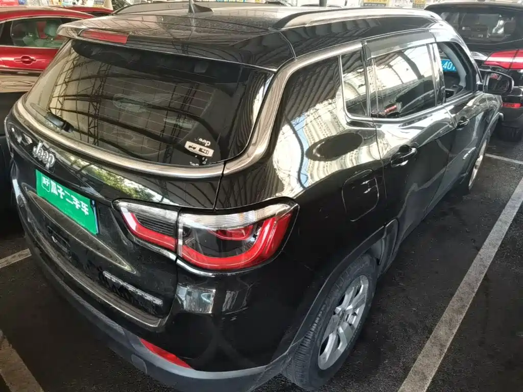 Jeep Compass 2021 2020 220T Automatic Leading Edition