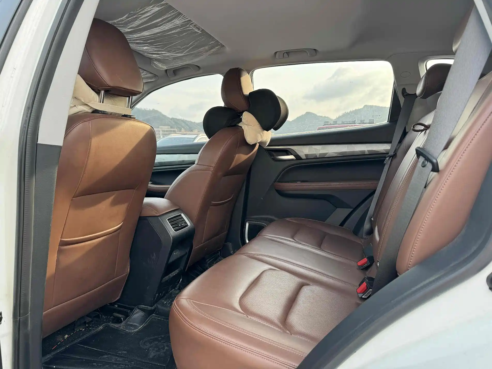 Фото 6 - Geely Emgrand X6