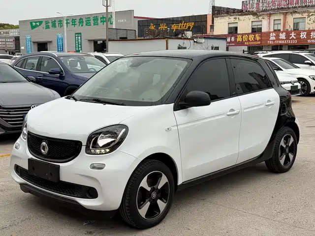 SMART FORFOUR