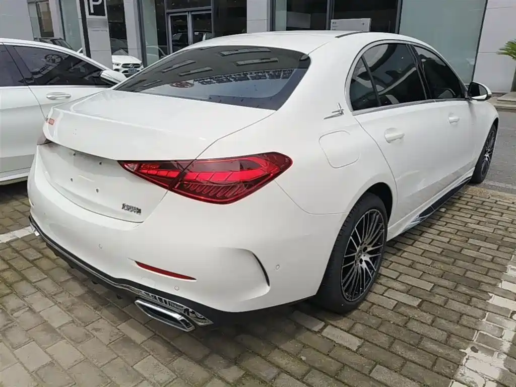 Mercedes-Benz C-Class 2023 C 200 L Sport фото 7