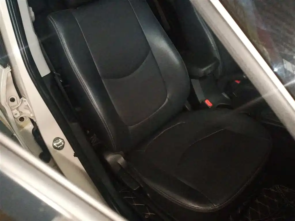 Kia Soul 2013 1.6L AT Premium фото 25