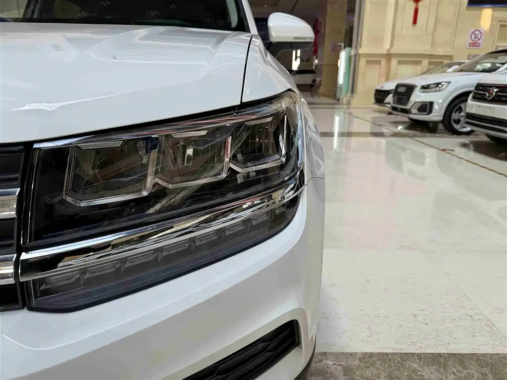 Volkswagen Tharu 2022 280TSI 2WD Trend фото 4