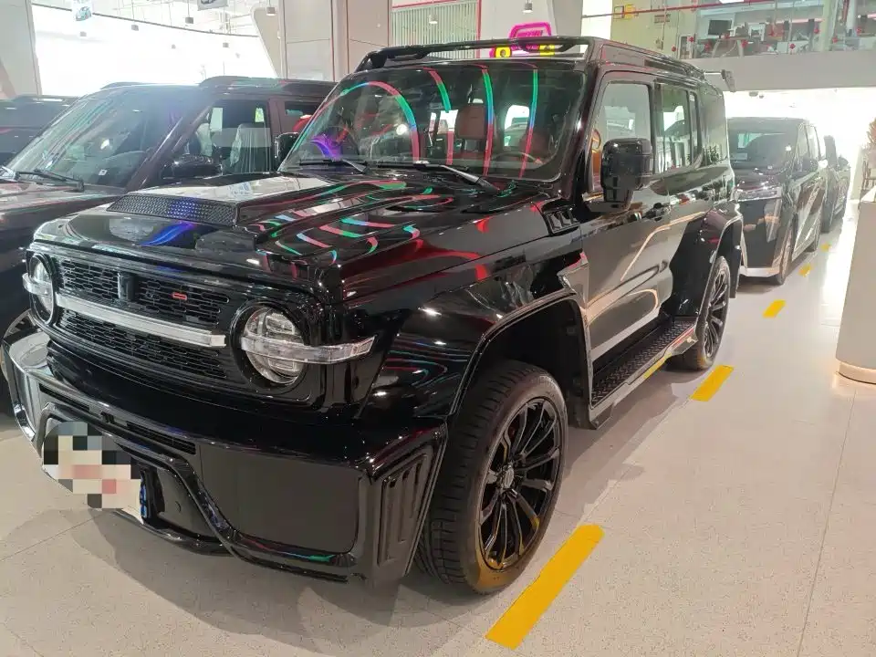 Crossboundary Auto Co-created Tank 300 2023 2023 2.0T Cyber Knight